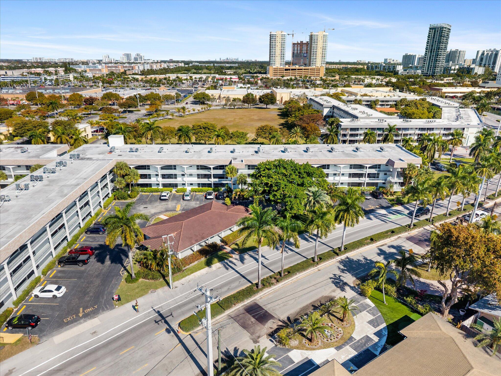 PARADISE VILLAS CONDO - Residential