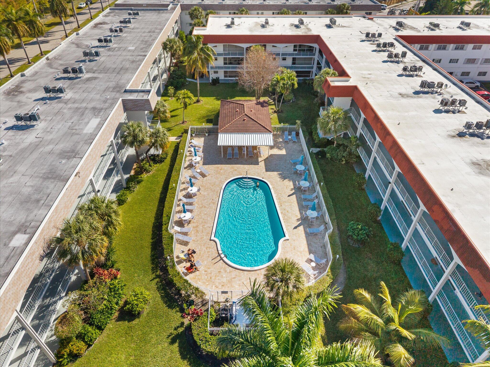 PARADISE VILLAS CONDO - Residential