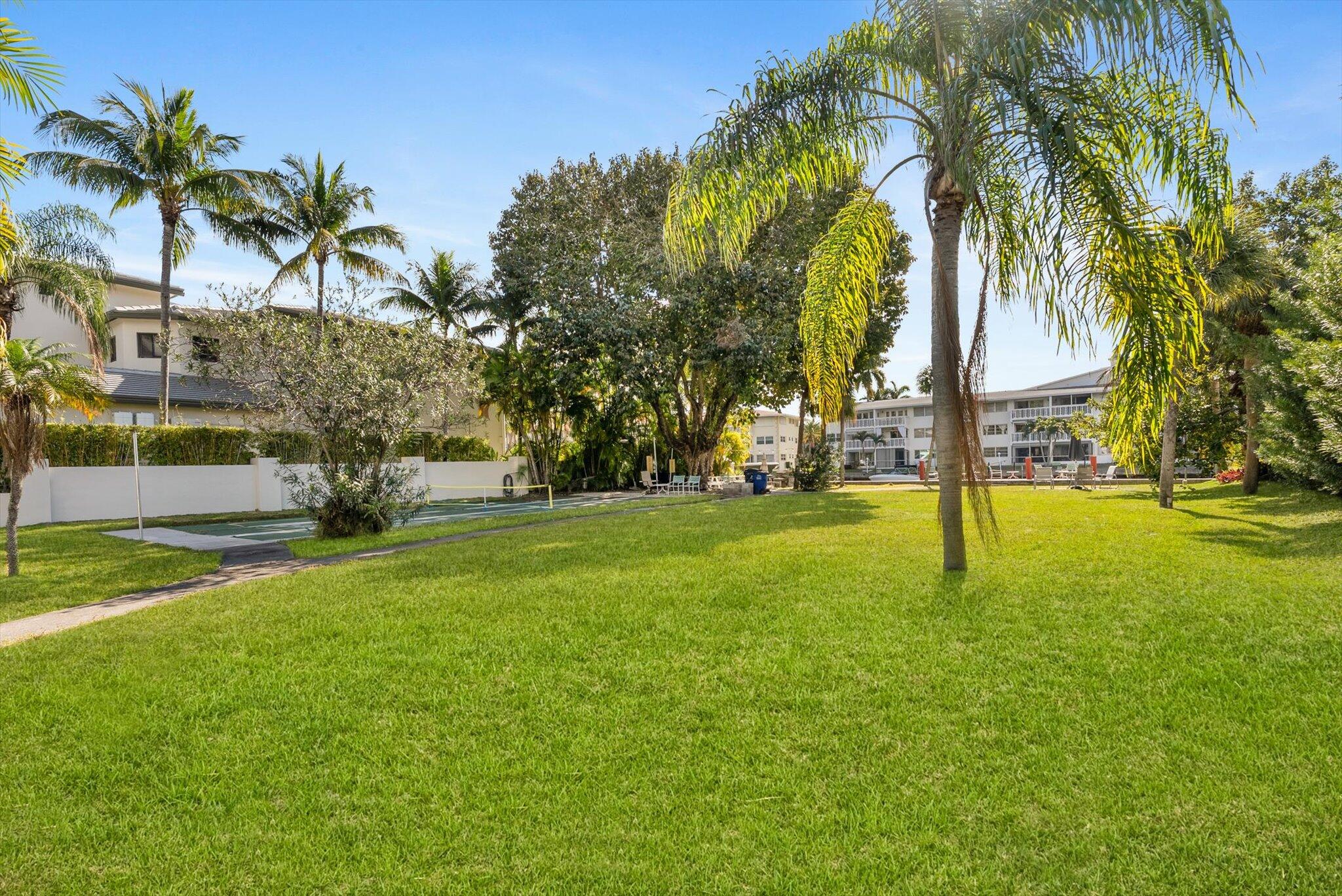 PARADISE VILLAS CONDO - Residential