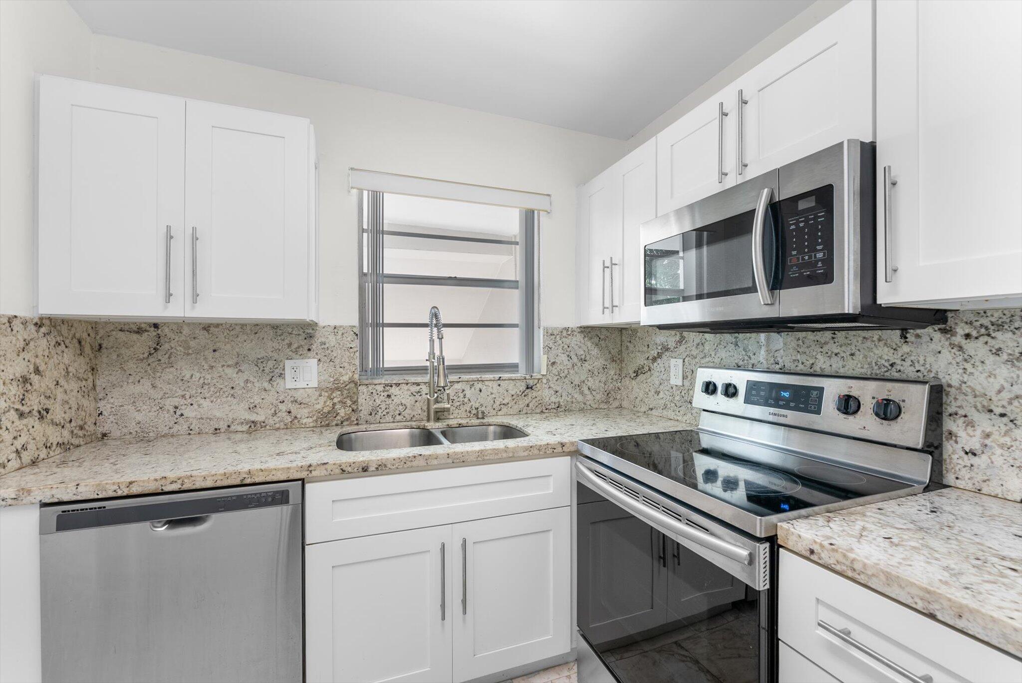 PARADISE VILLAS CONDO - Residential