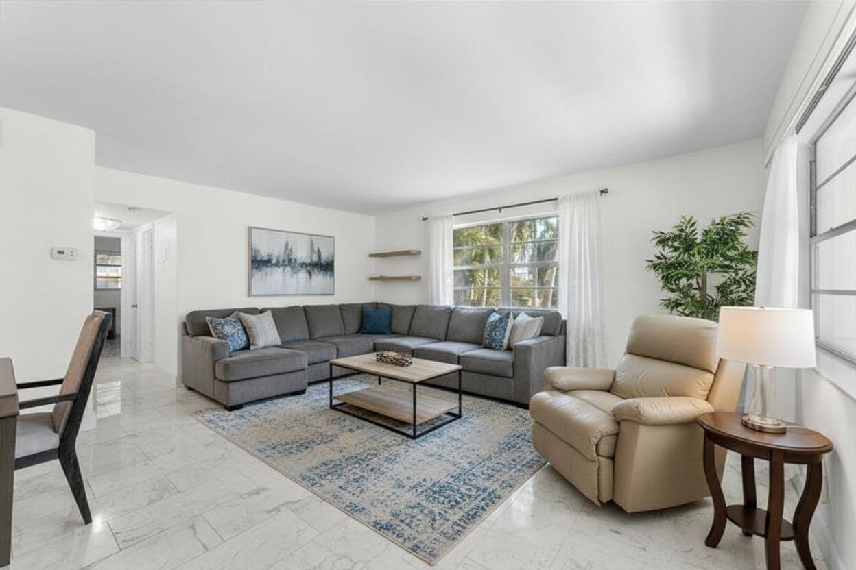 PARADISE VILLAS CONDO - Residential