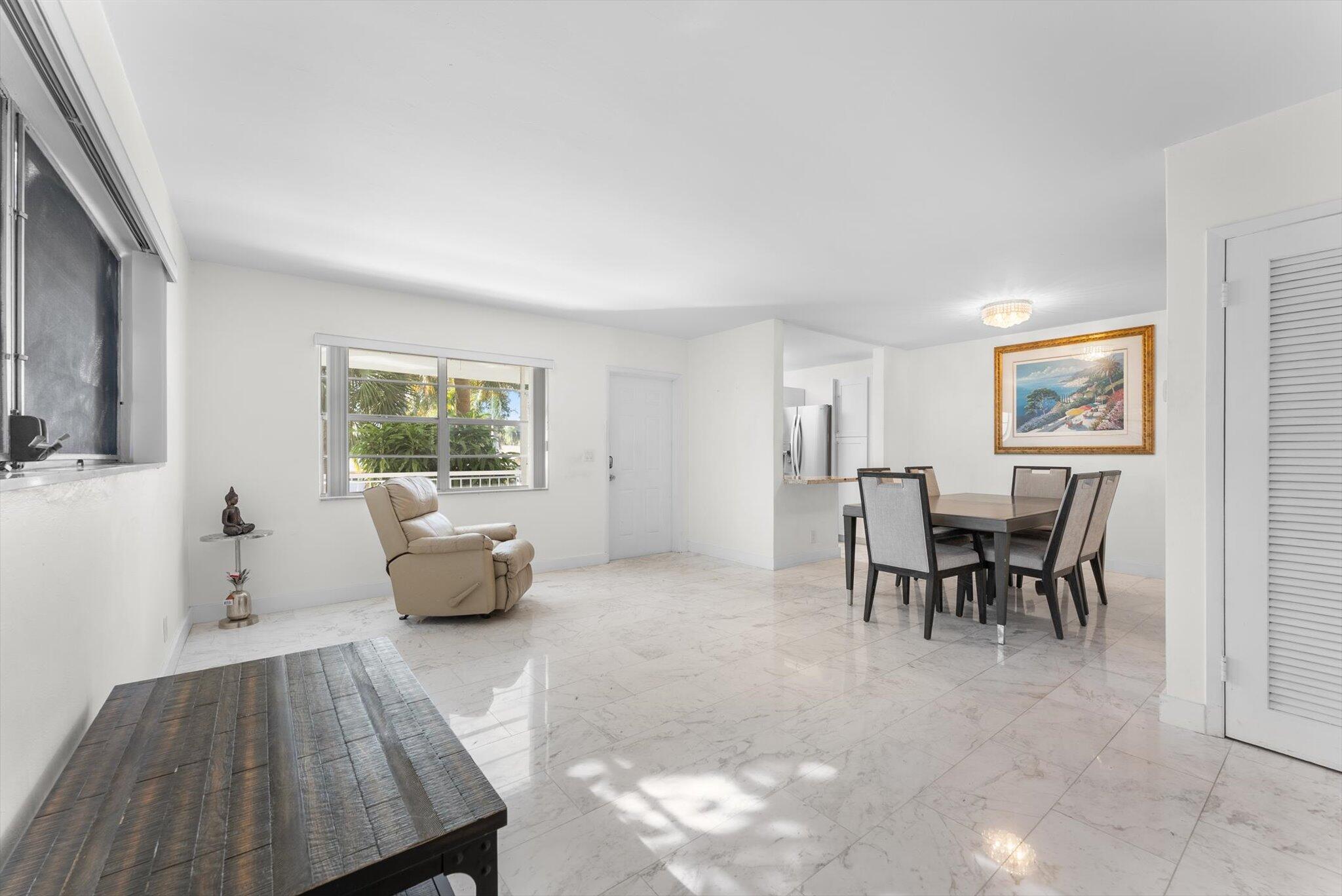 PARADISE VILLAS CONDO - Residential