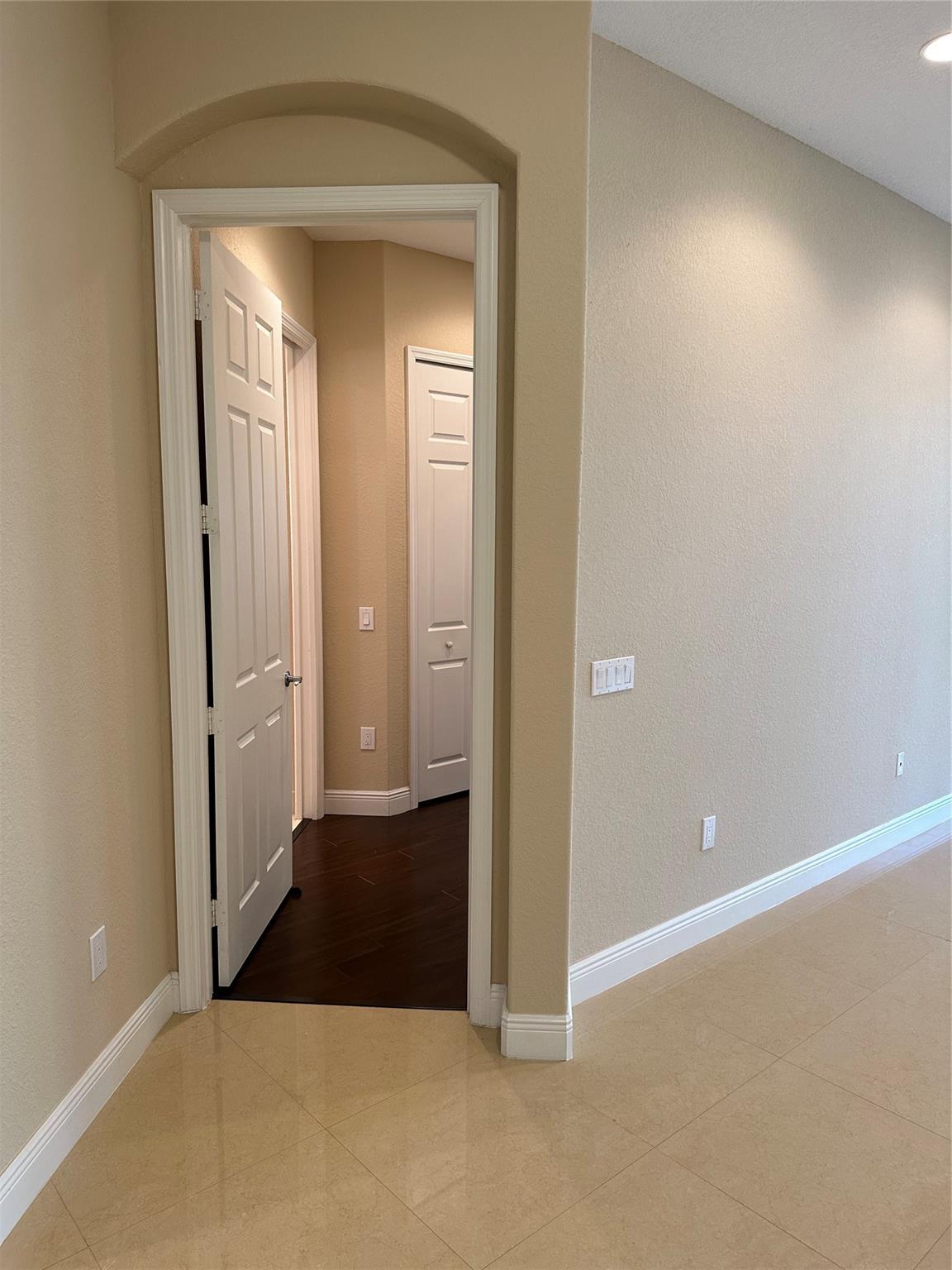 CYPRESS POINTE III AT HER - Residential Lease