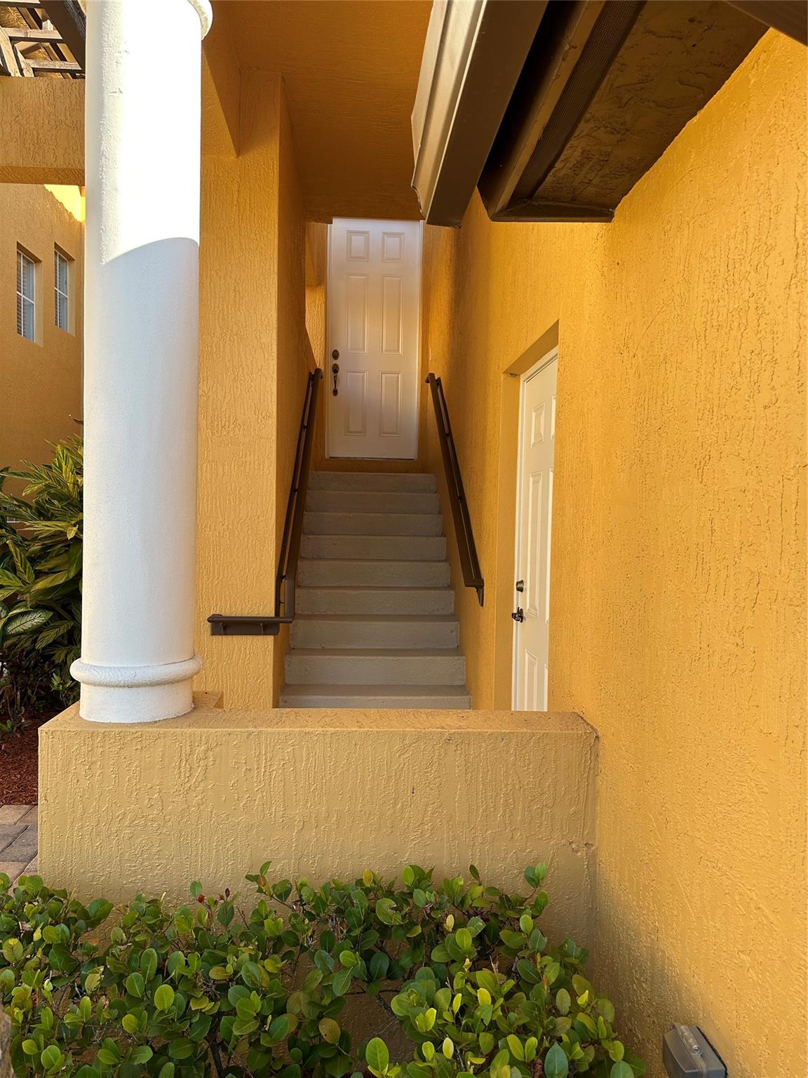 CYPRESS POINTE III AT HER - Residential Lease