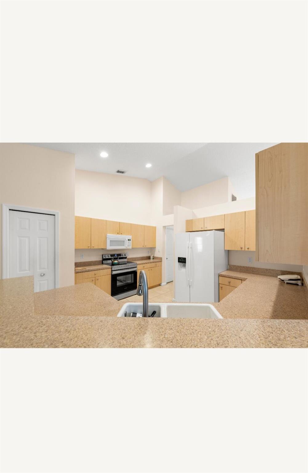 Come see this amazing 3-bed 2 baths home new water heater, new roof 2024,new A/C unit just installed and hurricane accordion for all the windows and doors. large laundry room, large patio, two walk-in closet in the master bedroom, modern living space. Ample space for your truck and boats. First and security, one month paystub and background check.
