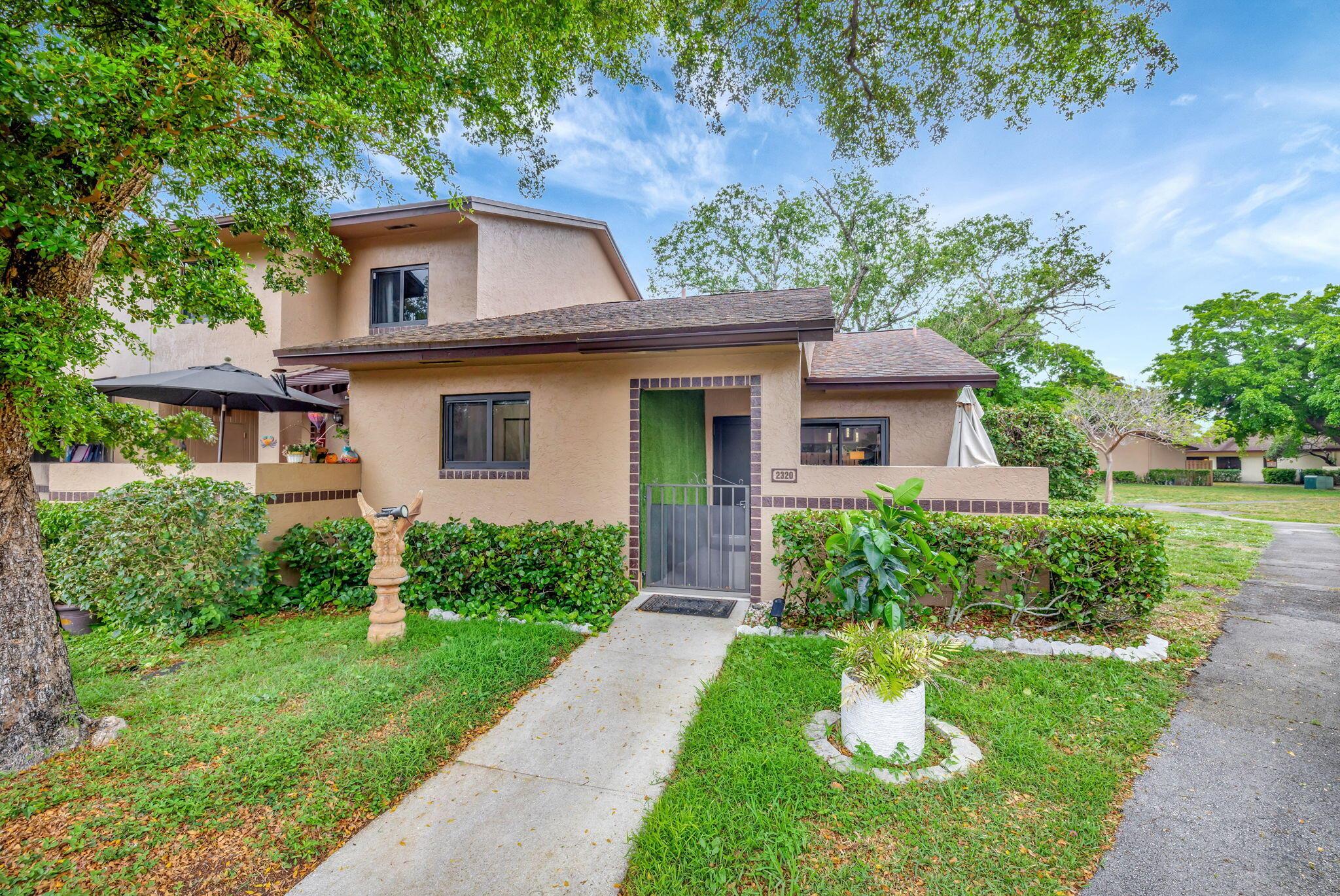 2320 NW 37th Avenue D-29