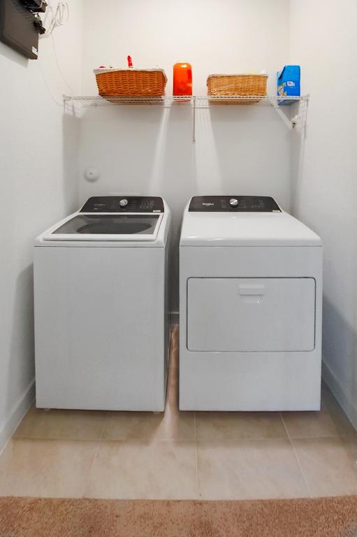 HIGHLAND OAKS - Residential