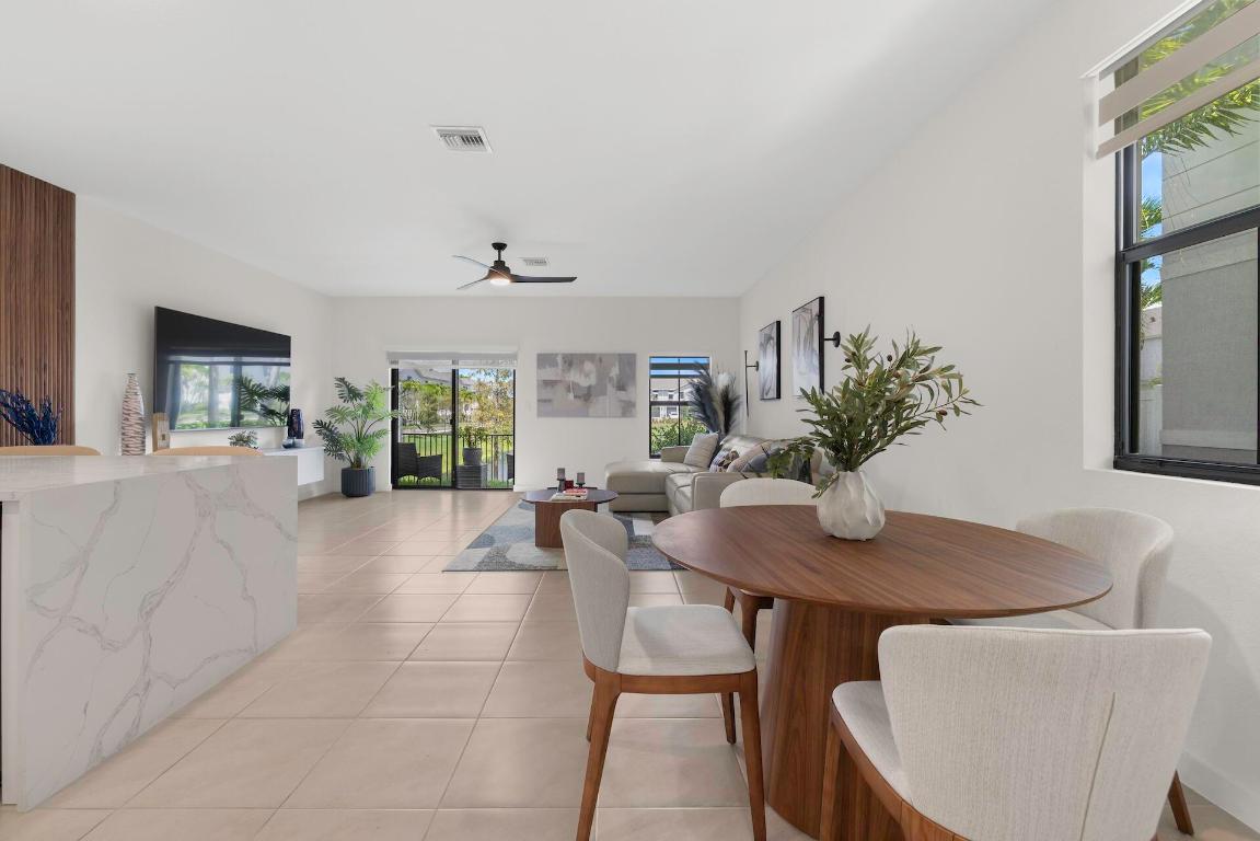 HIGHLAND OAKS - Residential