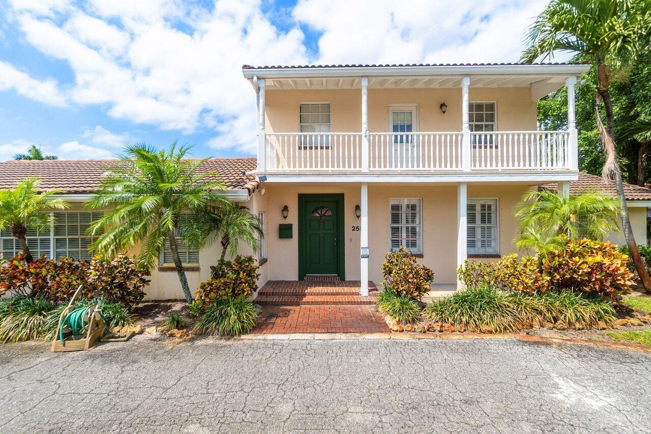 BURNUP AND SIMS ESTATES - Residential