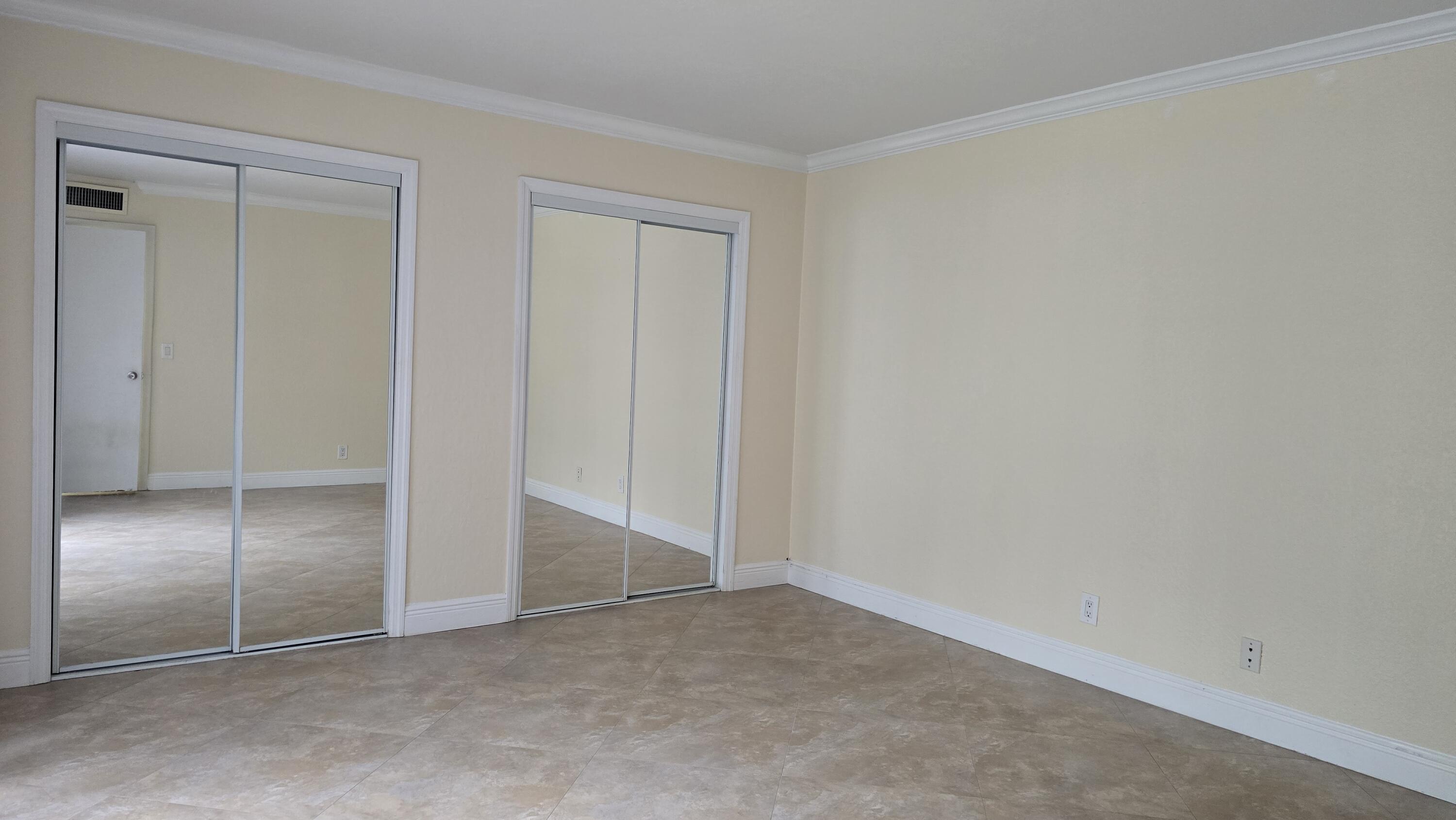 LAKEWOOD OF PALM SPRINGS - Residential