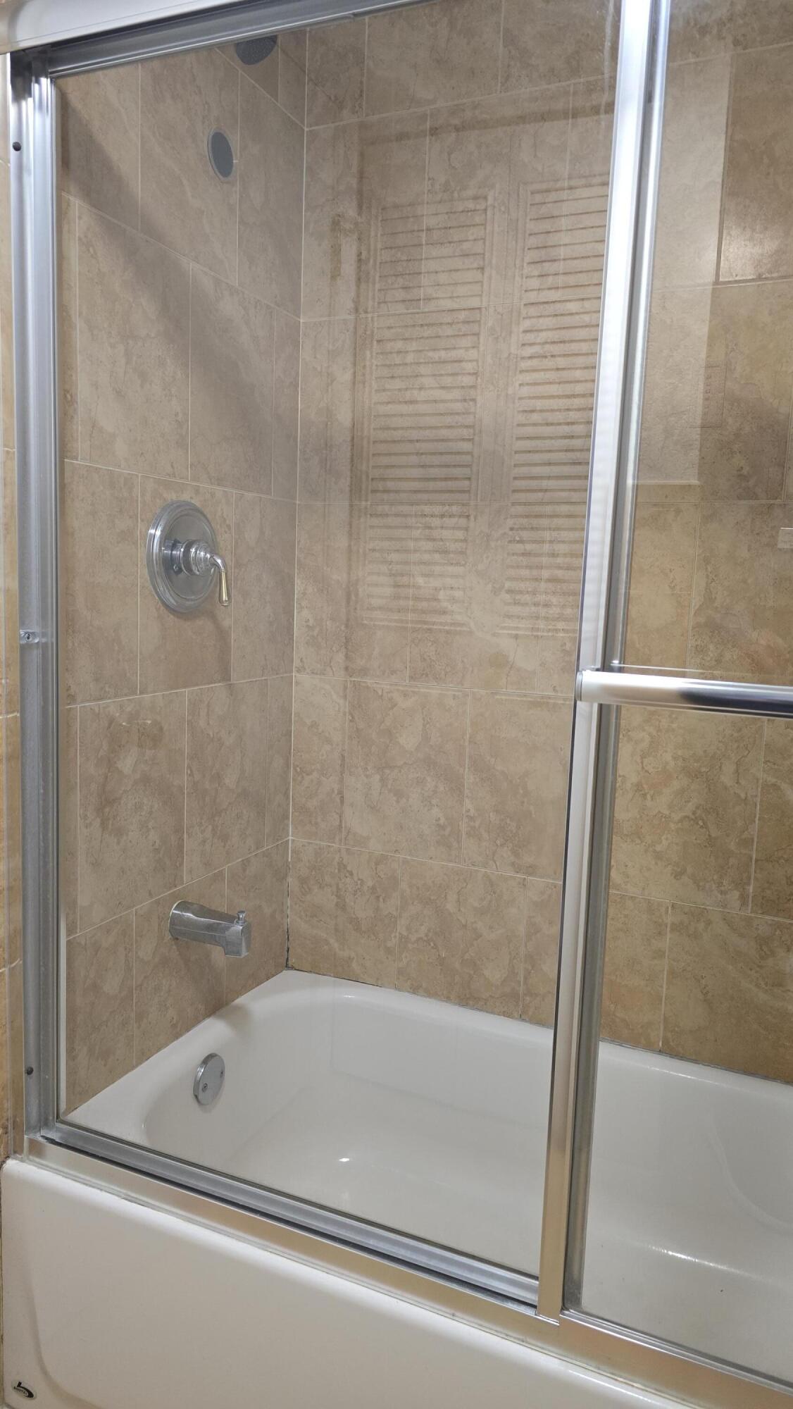 LAKEWOOD OF PALM SPRINGS - Residential