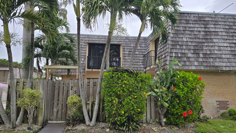 257 Lake Arbor Drive Palm Springs FL 33461