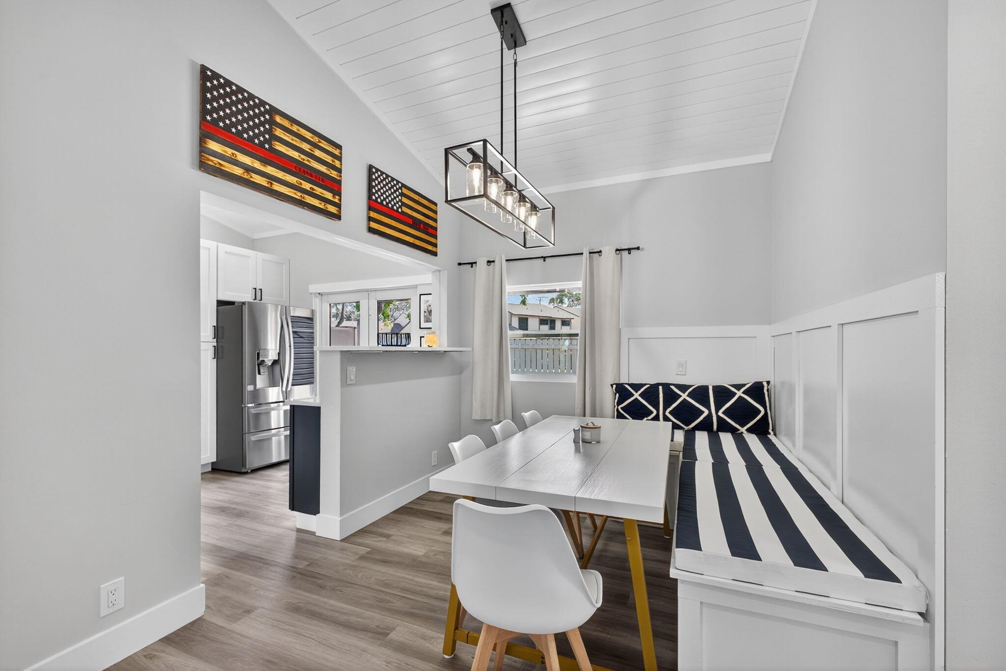 JUPITER VILLAGE TOWNHOMES - Residential