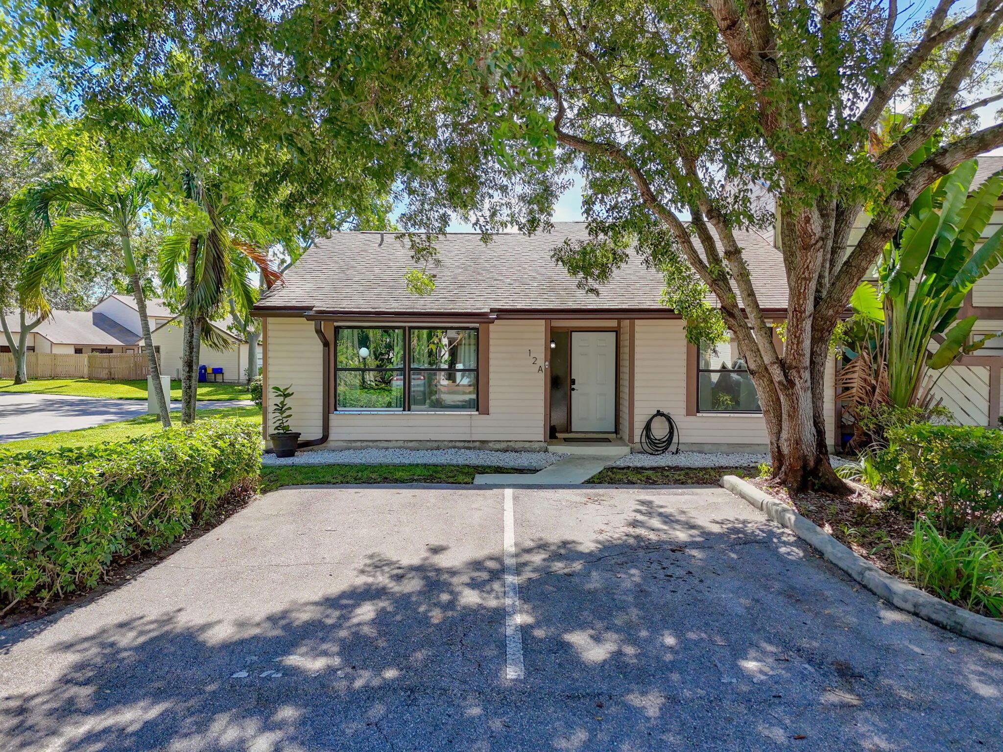 JUPITER VILLAGE TOWNHOMES - Residential