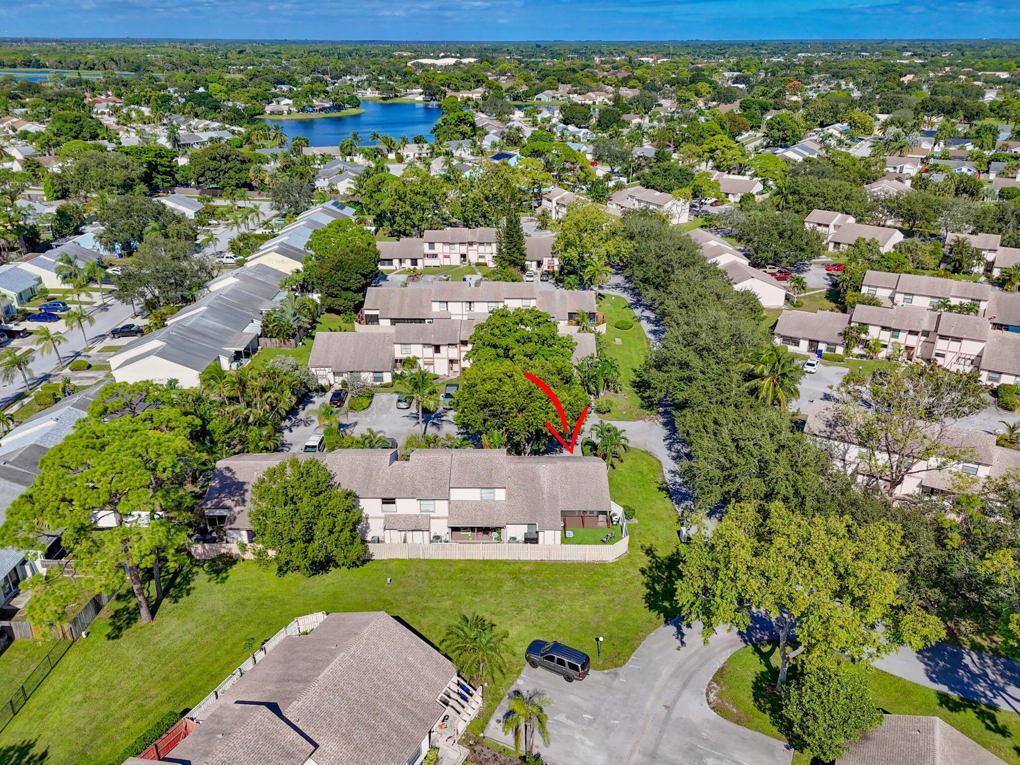 JUPITER VILLAGE TOWNHOMES - Residential
