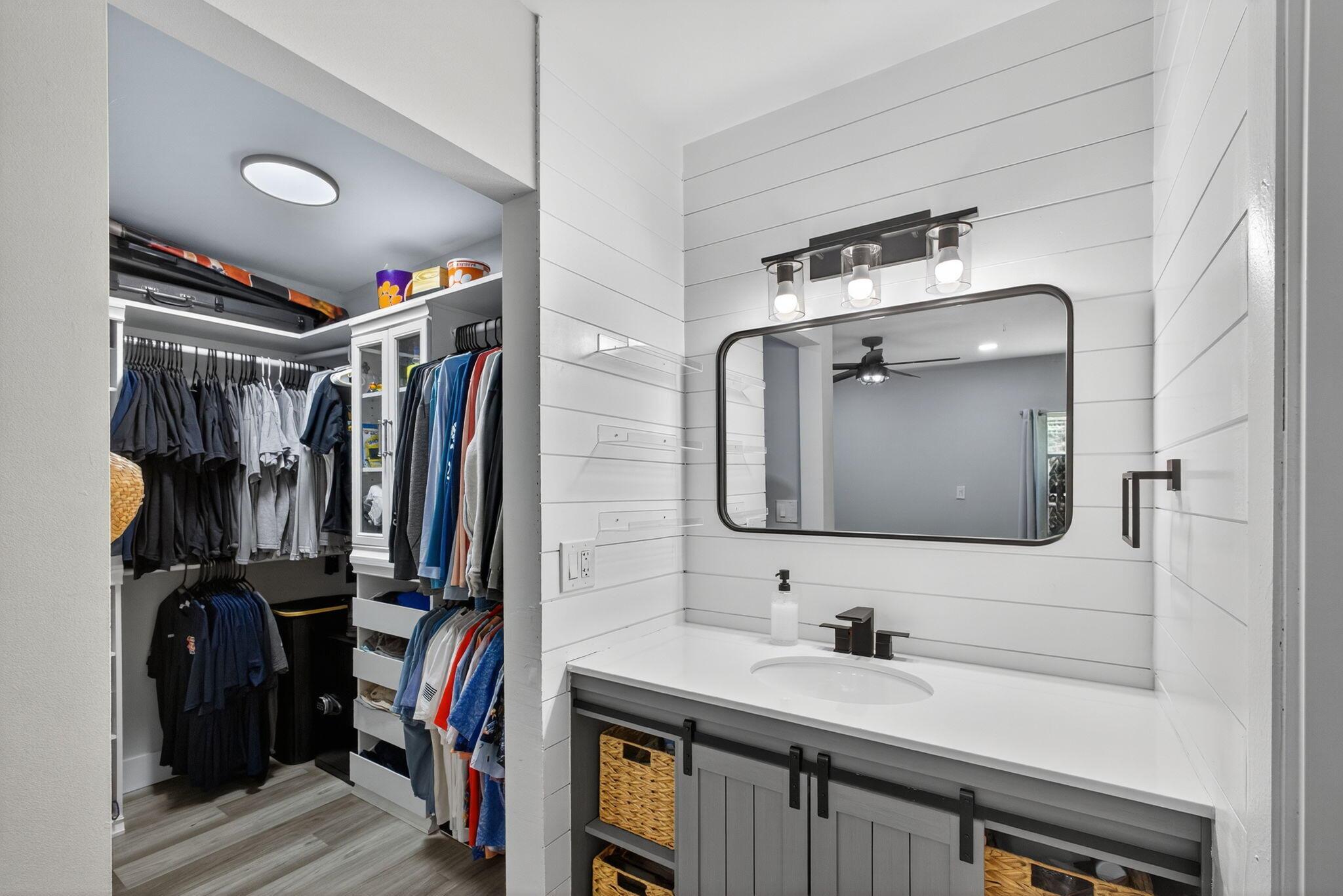 JUPITER VILLAGE TOWNHOMES - Residential