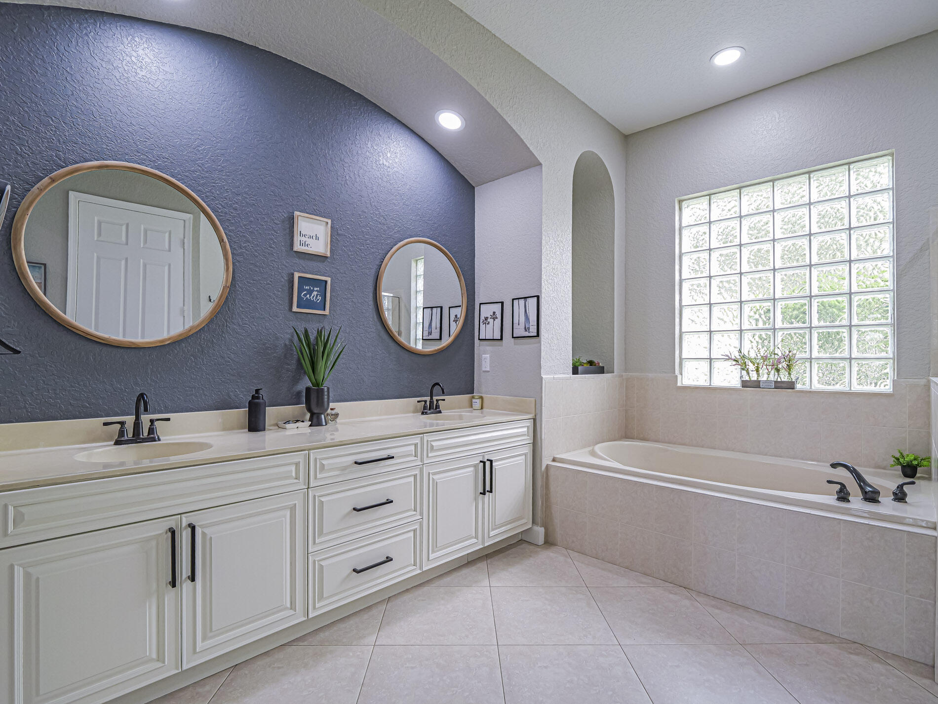 ST JAMES GOLF CLUB POD E PHASE II - Residential