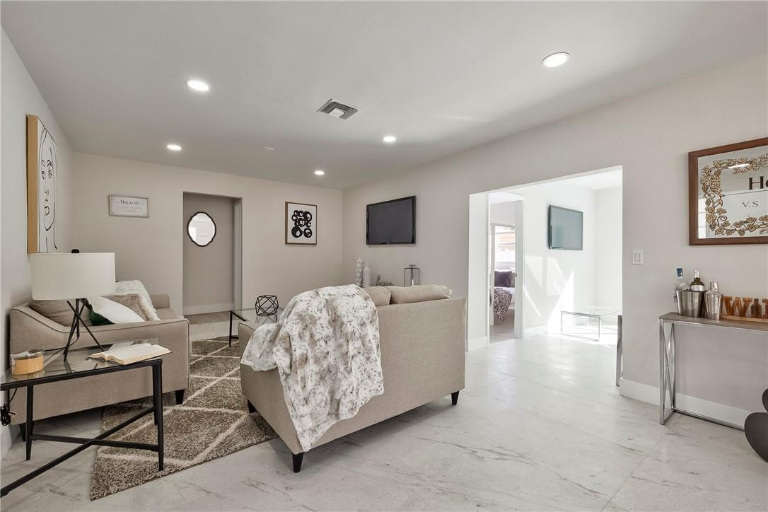 Sunrise Golf Village Sec - Residential