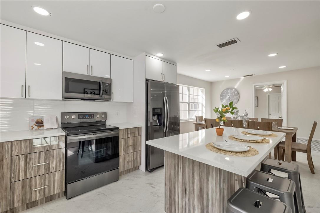 Sunrise Golf Village Sec - Residential