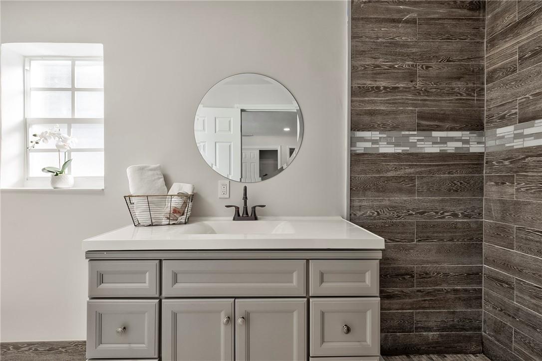 Sunrise Golf Village Sec - Residential