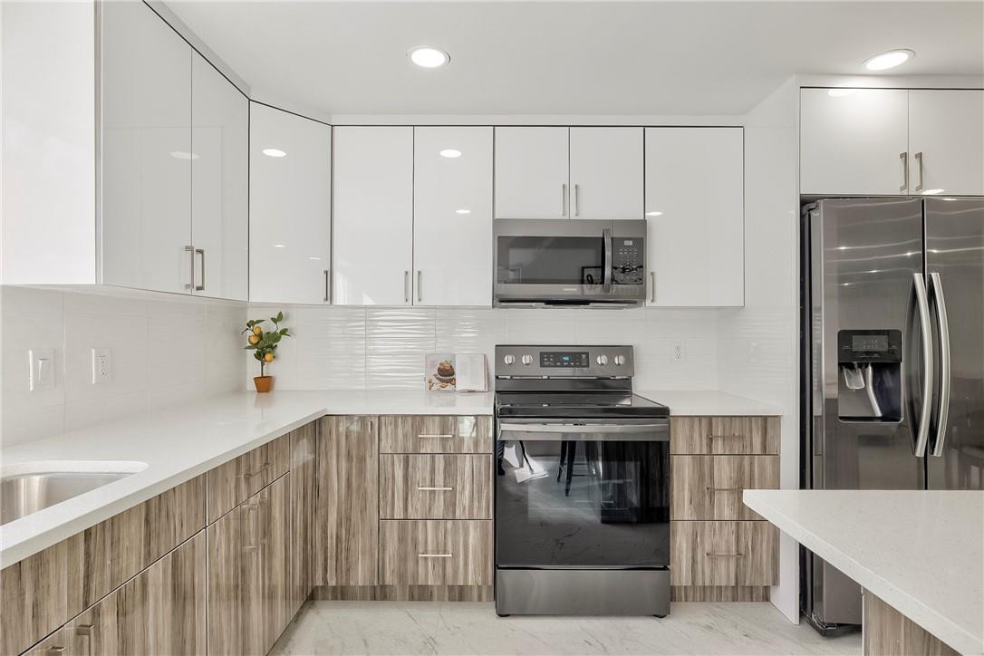 Sunrise Golf Village Sec - Residential