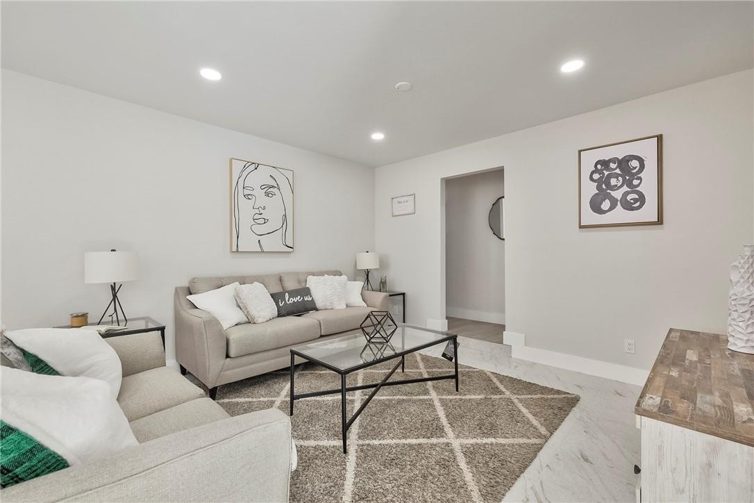 Sunrise Golf Village Sec - Residential