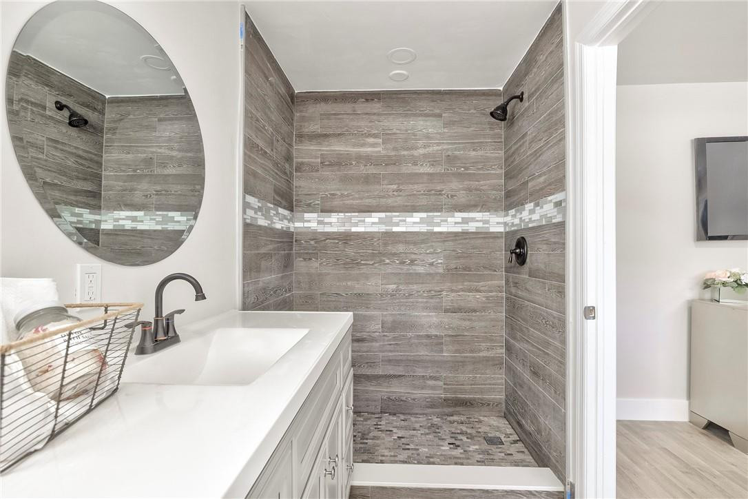 Sunrise Golf Village Sec - Residential