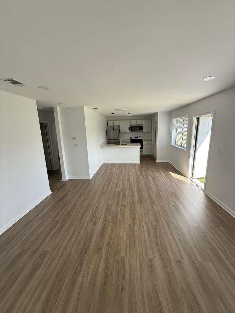 Tiffany Lake Condo Ph 01 - Residential Lease