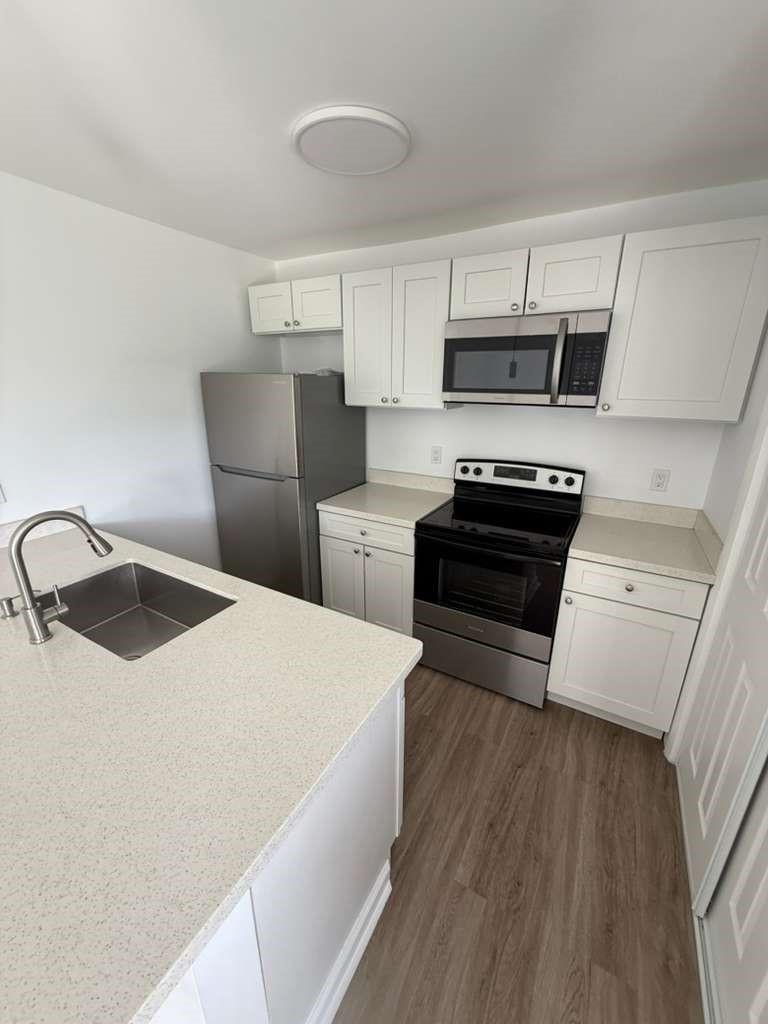 Tiffany Lake Condo Ph 01 - Residential Lease