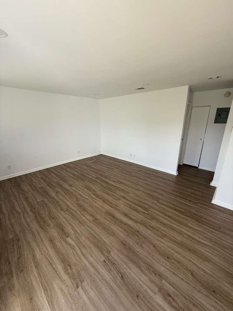 Tiffany Lake Condo Ph 01 - Residential Lease