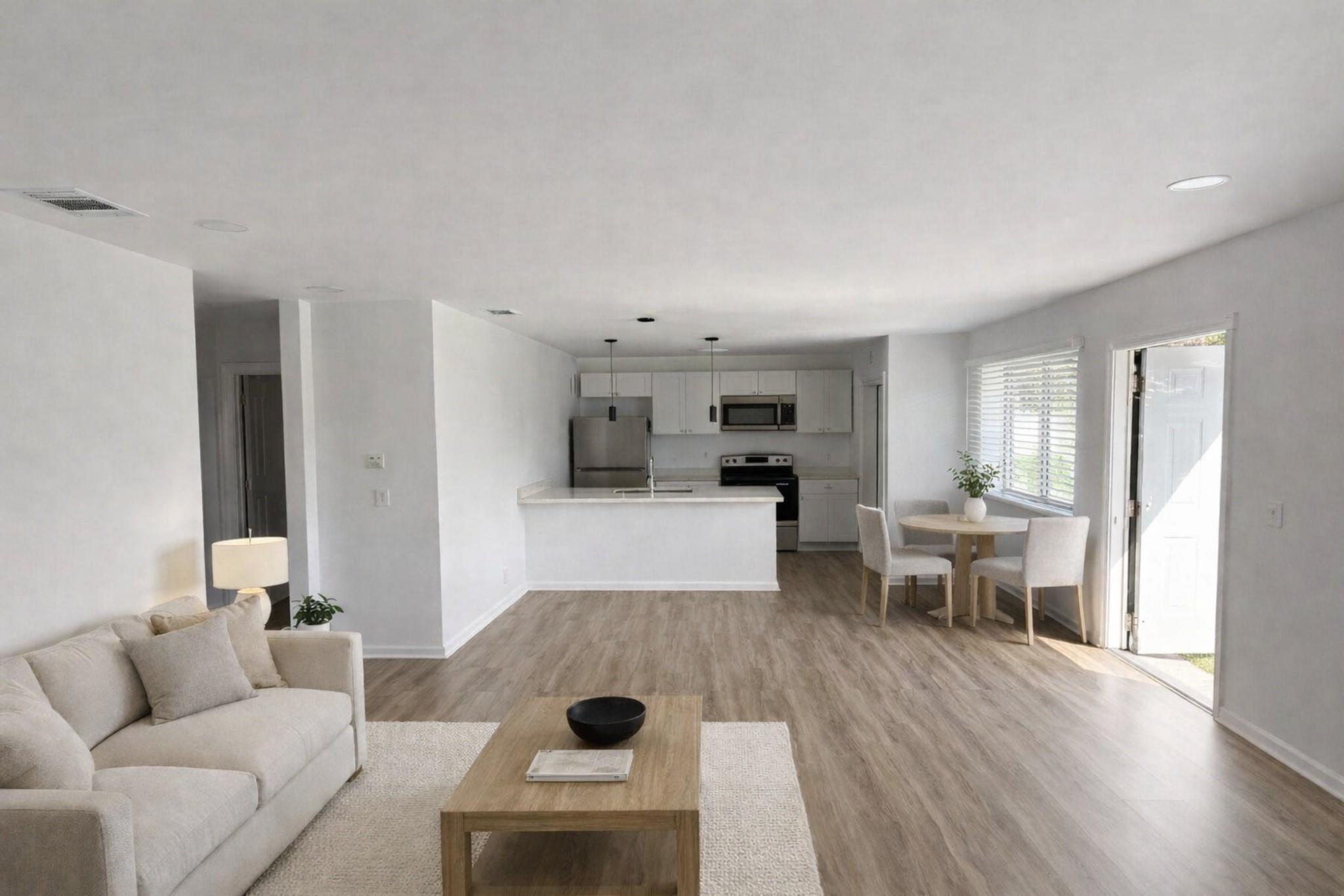 Tiffany Lake Condo Ph 01 - Residential Lease