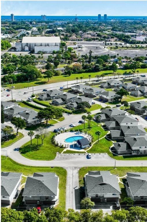 Tiffany Lake Condo Ph 01 - Residential Lease