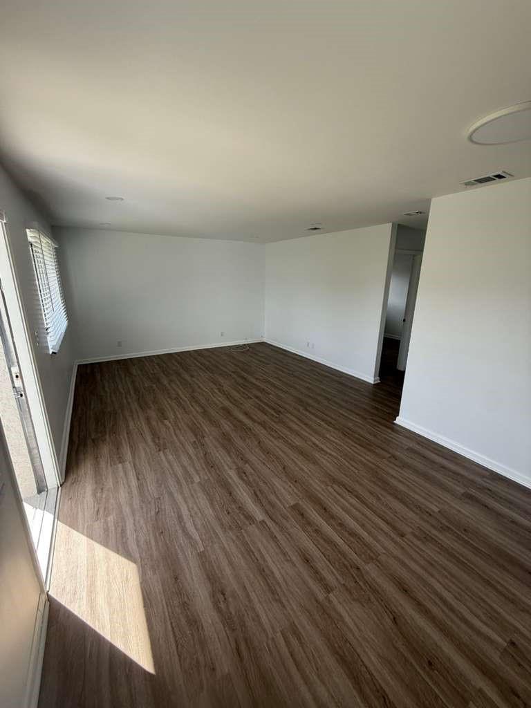 Tiffany Lake Condo Ph 01 - Residential Lease