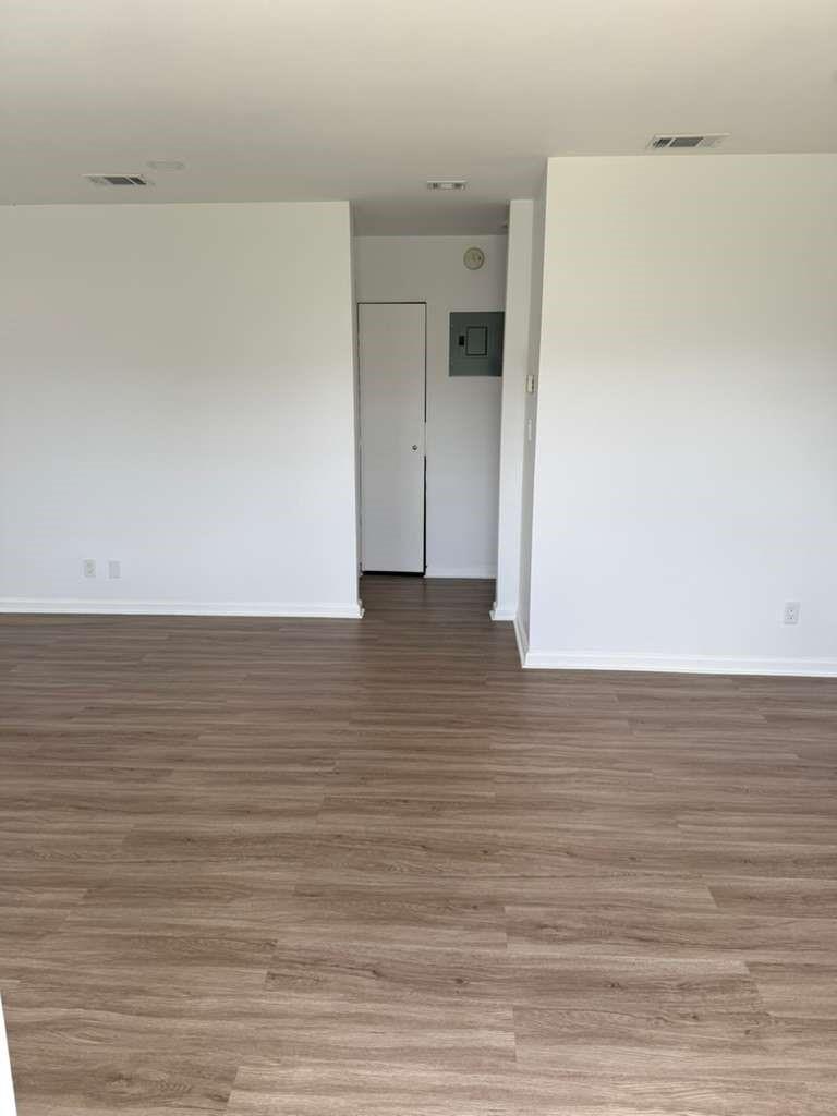 Tiffany Lake Condo Ph 01 - Residential Lease