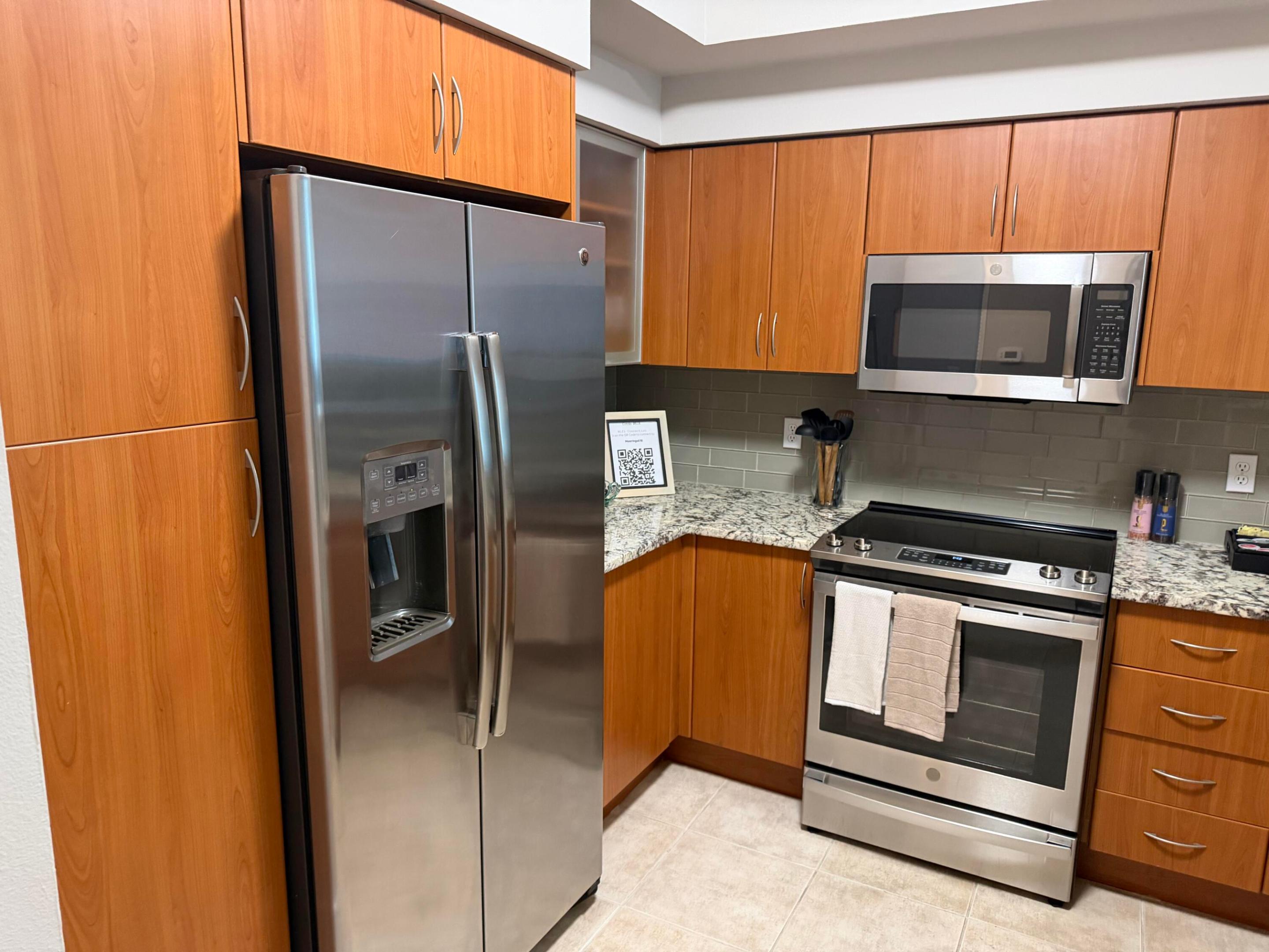 804 E Windward Way 618