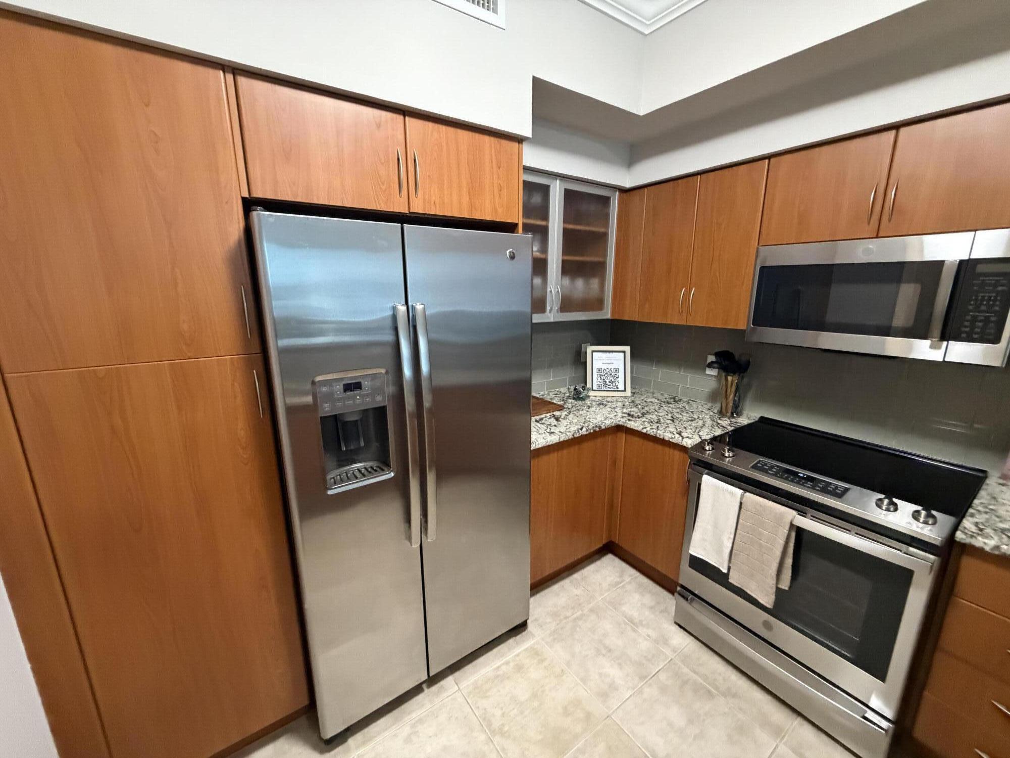 804 E Windward Way 618