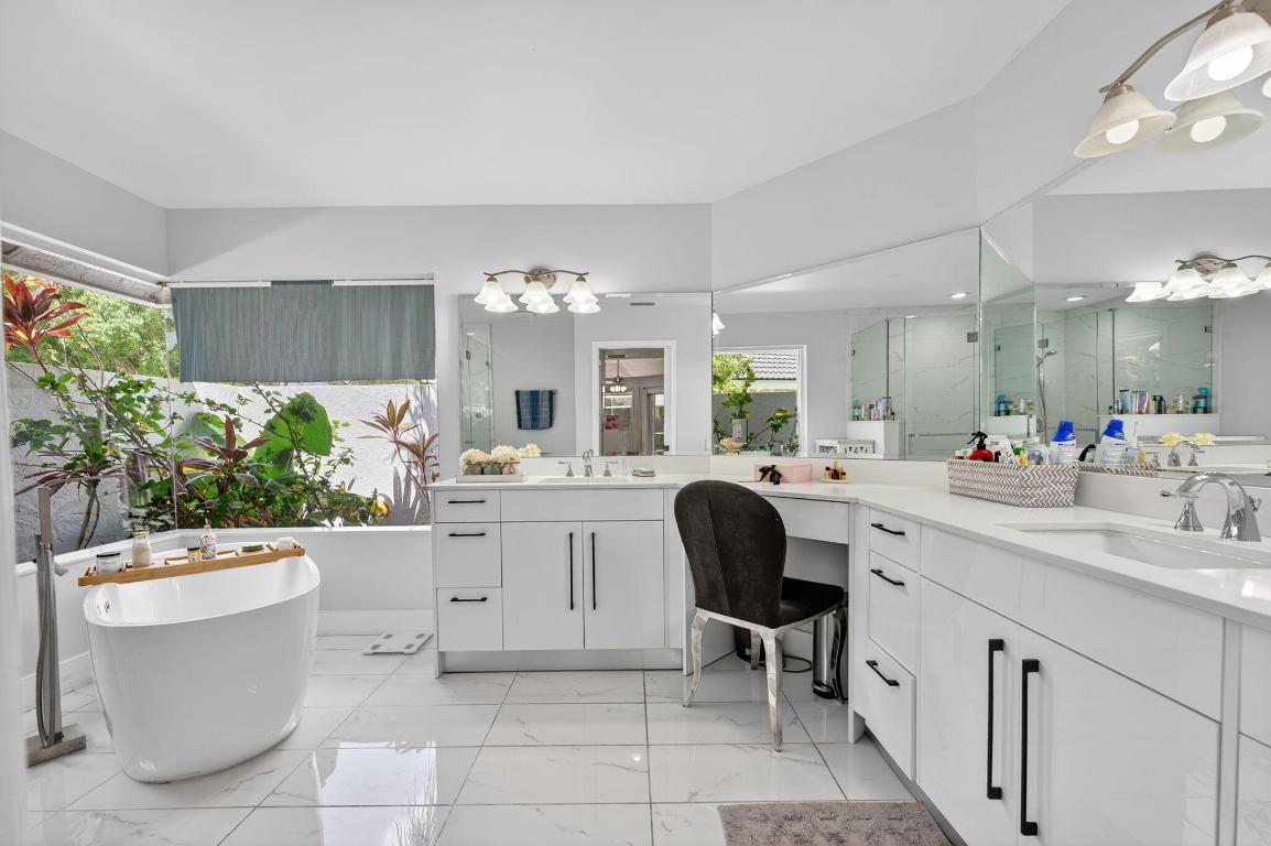 ISLE OF MISSION BAY - Residential