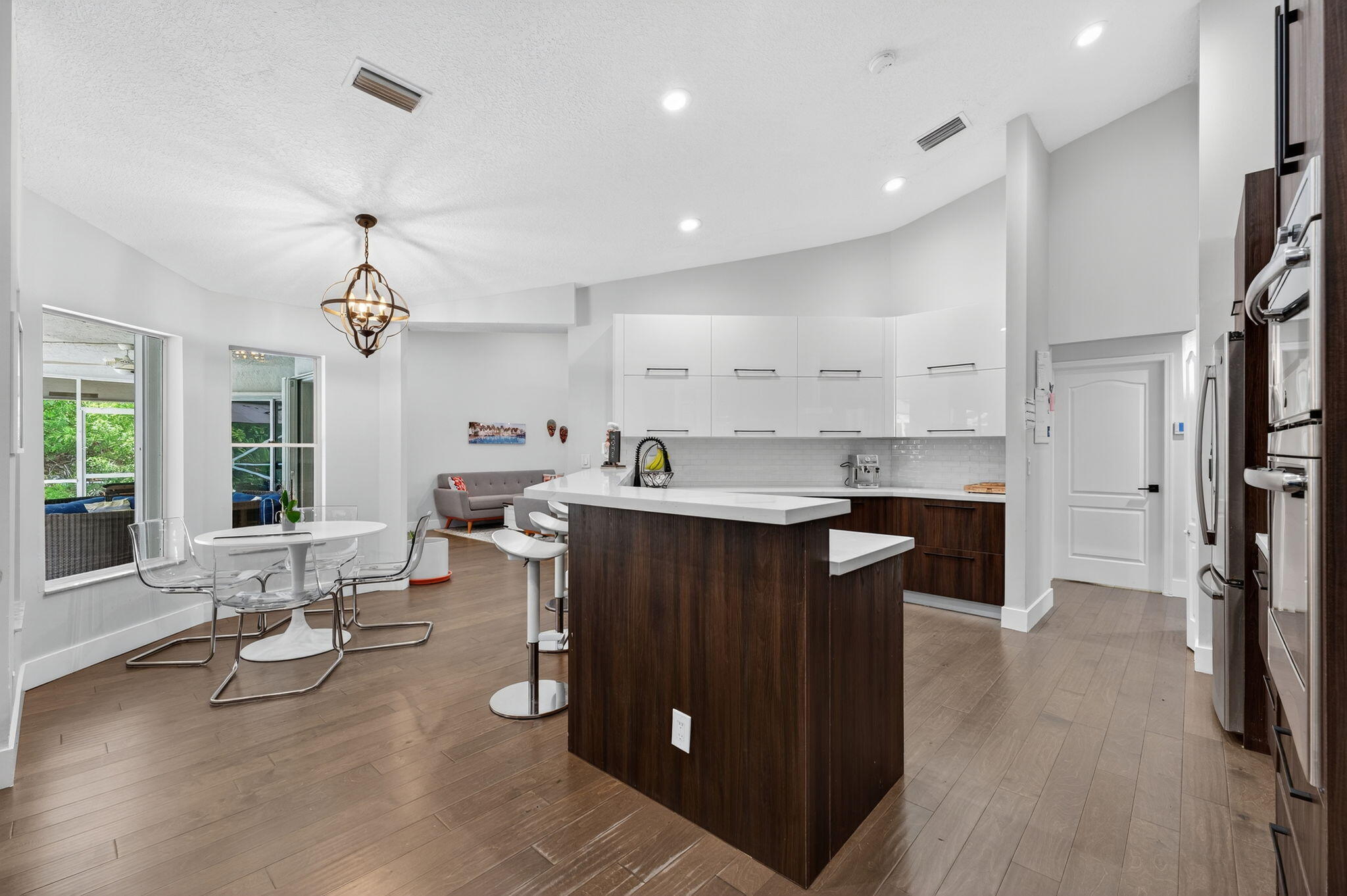 ISLE OF MISSION BAY - Residential