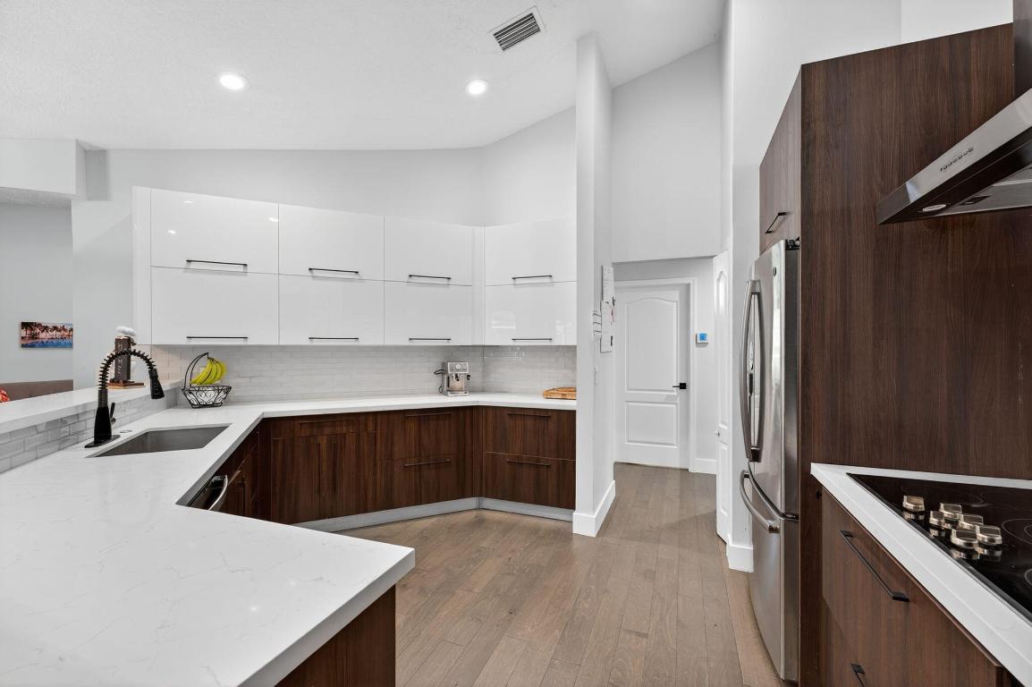 ISLE OF MISSION BAY - Residential