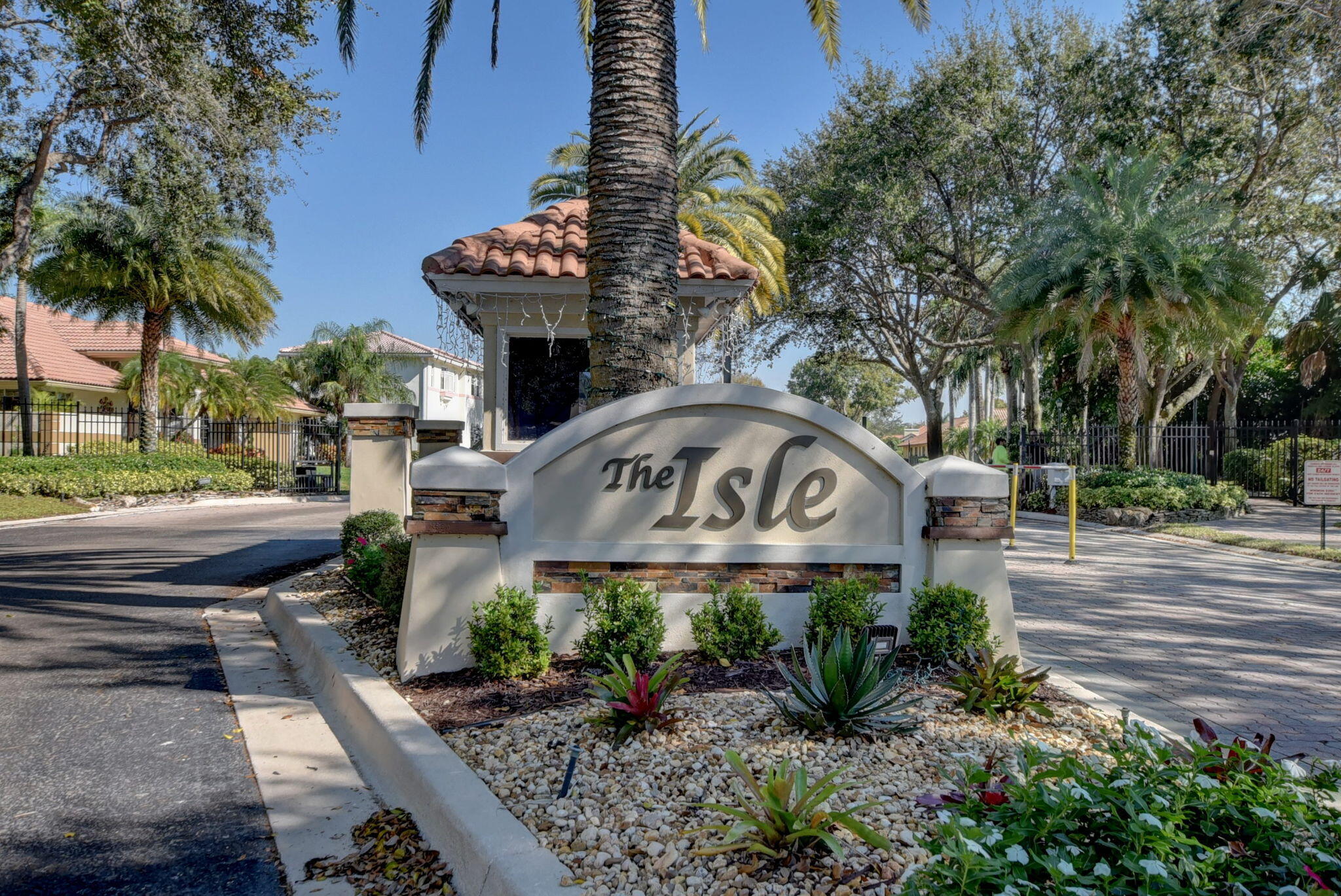 ISLE OF MISSION BAY - Residential