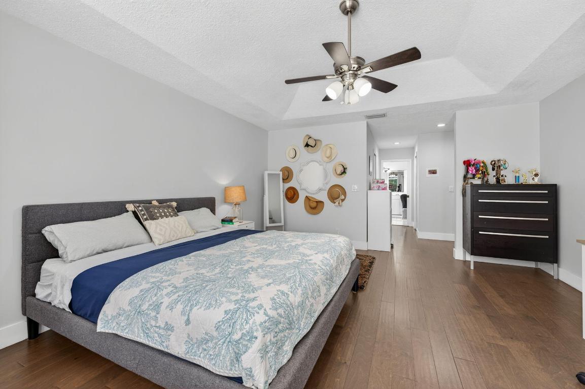 ISLE OF MISSION BAY - Residential