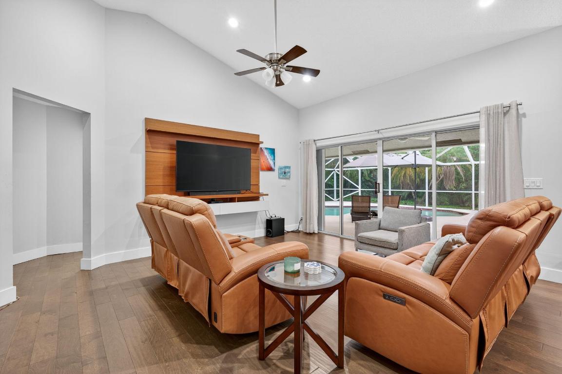 ISLE OF MISSION BAY - Residential