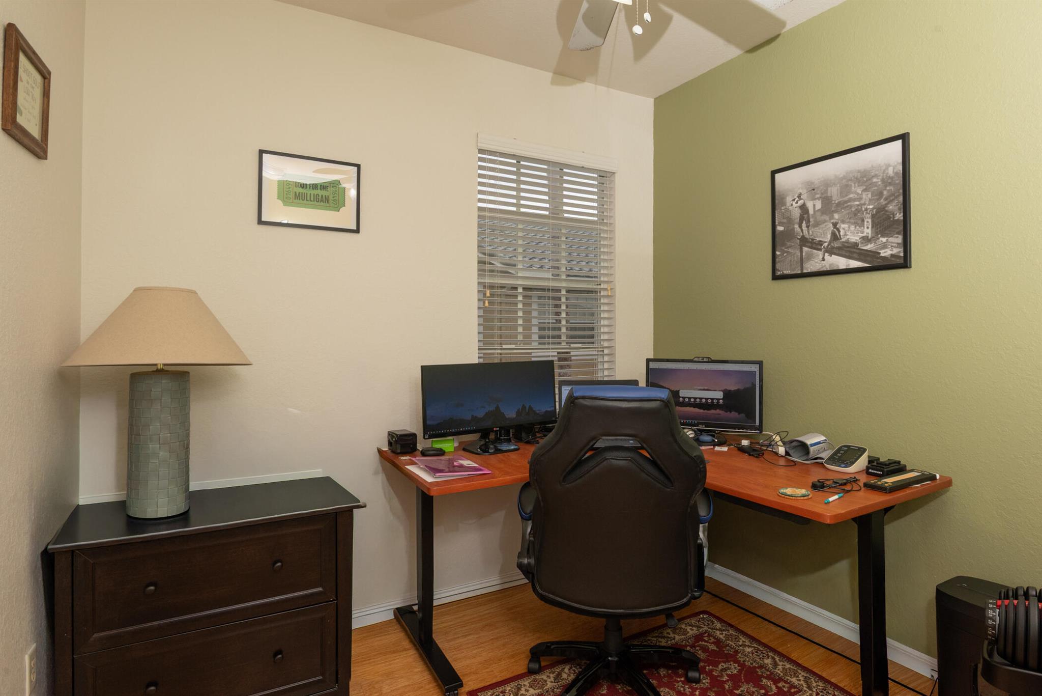 LEXINGTON LAKES - Residential