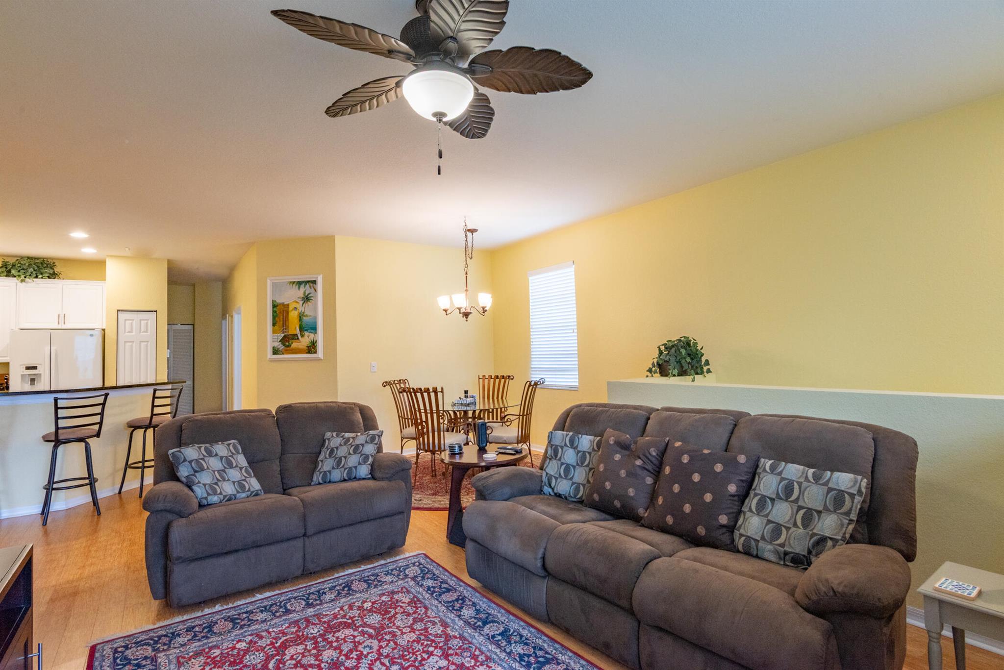 LEXINGTON LAKES - Residential