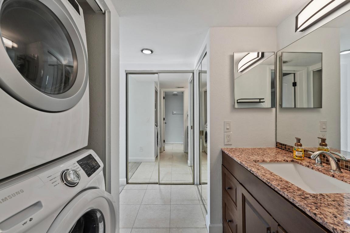 EVERGREEN AT PORT ST LUCIE, A CONDOMINIUM - Residential