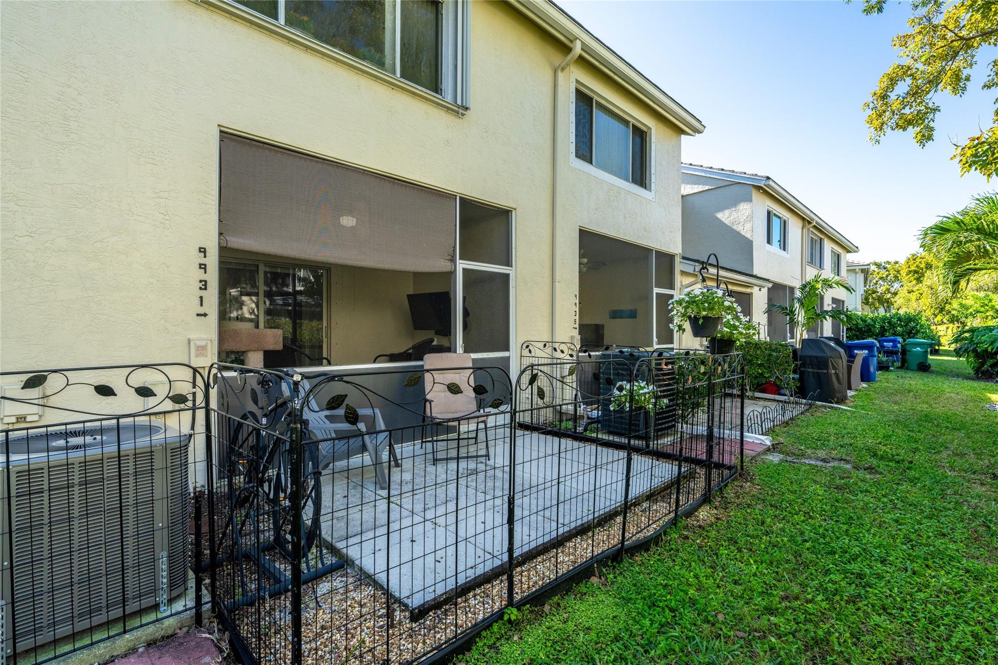 Coral Reef Club - Residential