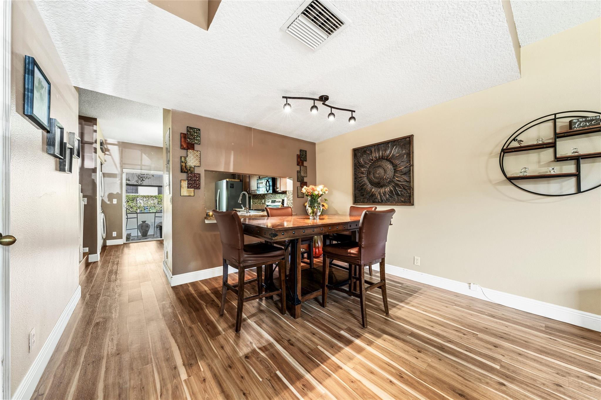 Coral Reef Club - Residential