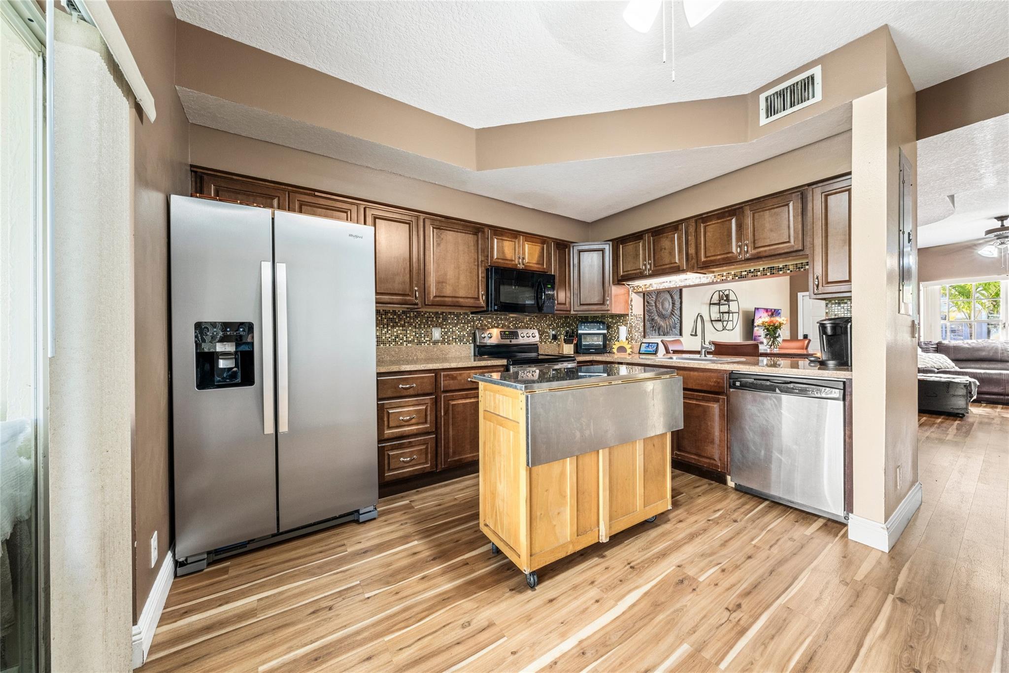 Coral Reef Club - Residential
