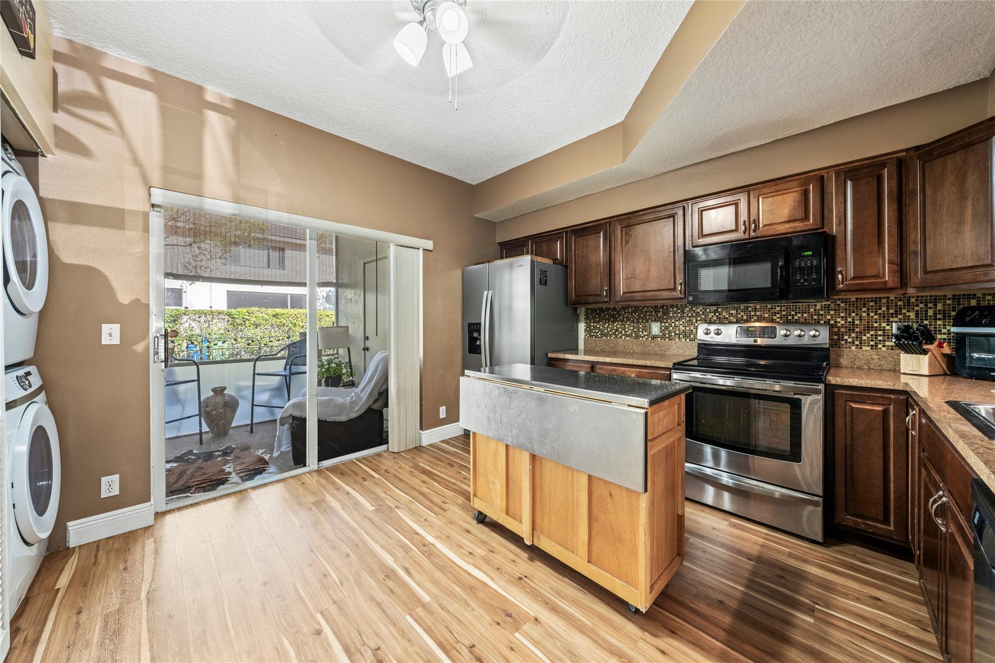 Coral Reef Club - Residential