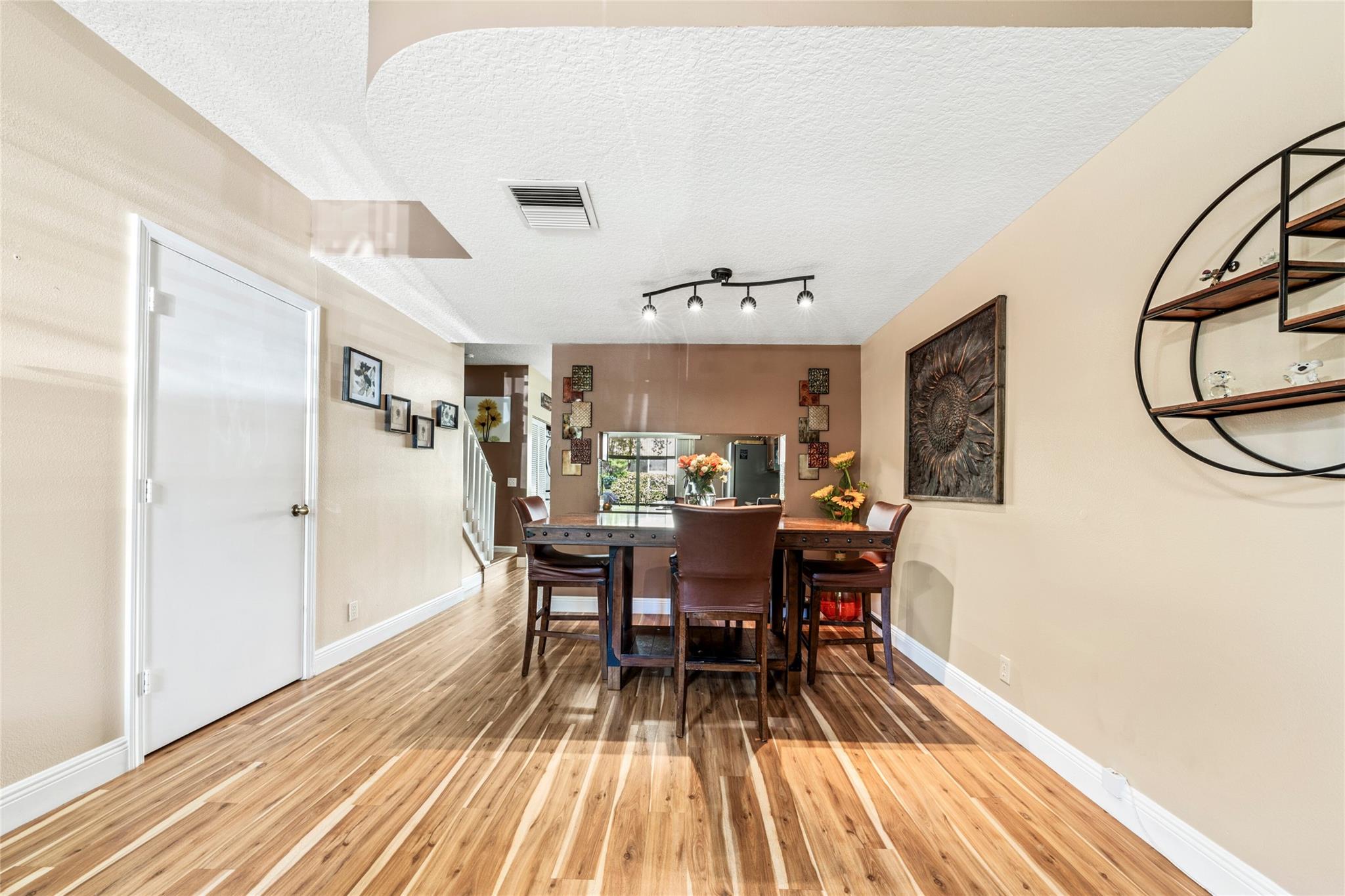 Coral Reef Club - Residential